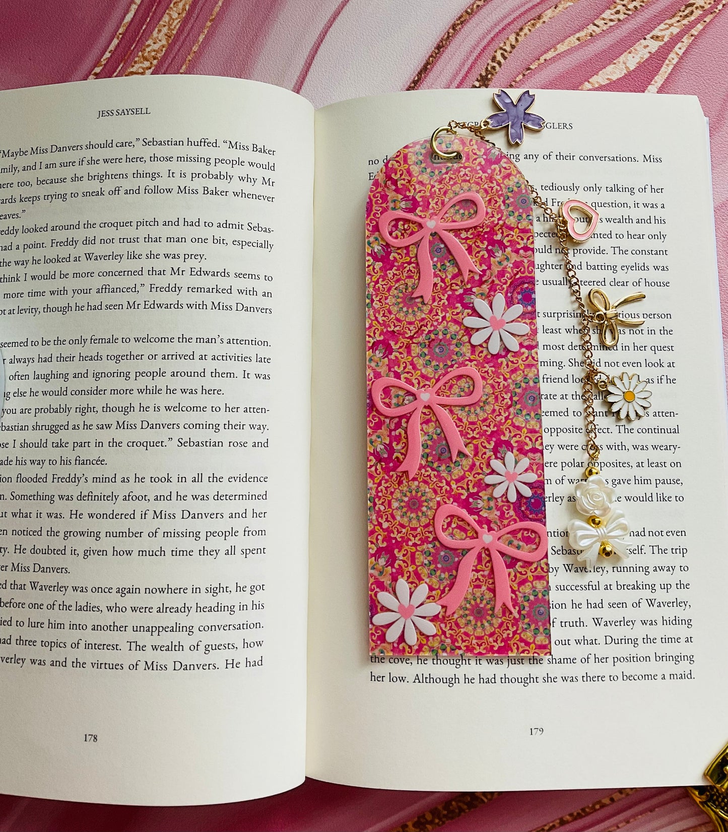 Acrylic Bookmark With Tassel - Colours & Bows